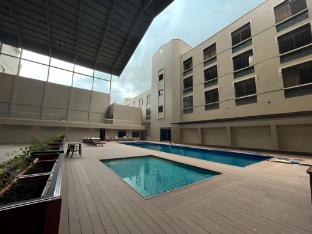aglow hotel harbor bay batam
