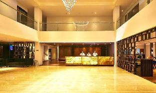j hotel by zen rooms