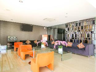 j hotel by zen rooms