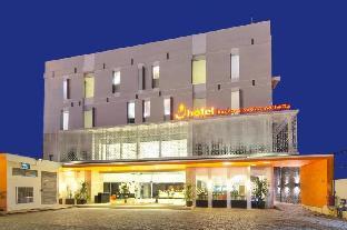 j hotel by zen rooms