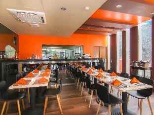 j hotel by zen rooms