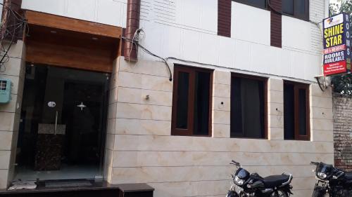 shine star homestay bed and breakfast