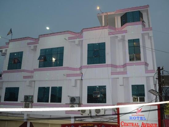 Hotel Central Avenue,Narsimhapur>>Jabalpur,2 star