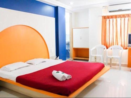 hotel radhika deluxe