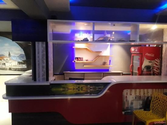 hotel radhika deluxe