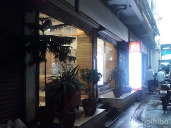 hotel radhika deluxe