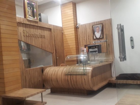 hotel radhika deluxe