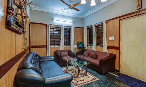 itsy hotels shree comforts