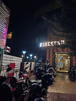 hotel shreesh