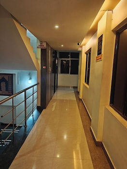 hotel shreesh