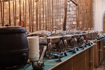 winterfell the stay unique river front resort