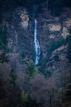 winterfell the stay unique river front resort