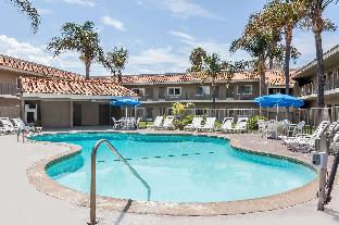 Travelodge By Wyndham Hemet Ca,Riverside>>Hemet,2 star