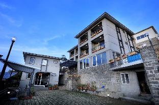 cherry blossom homestay