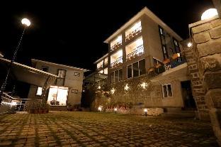 cherry blossom homestay