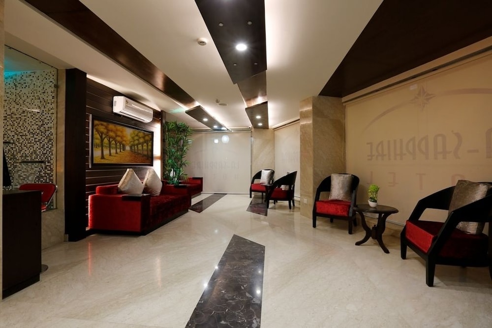 la sapphire hotel