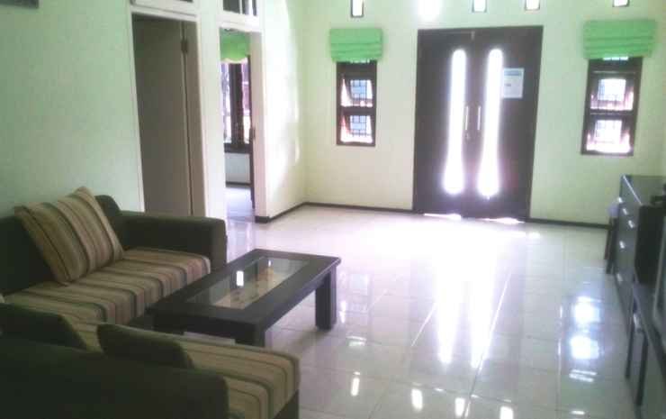 villa keluarga pondok daun
