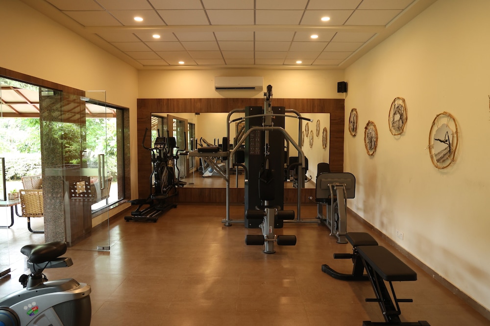 the fern sattva resort polo forest