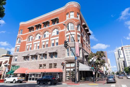 keating hotel