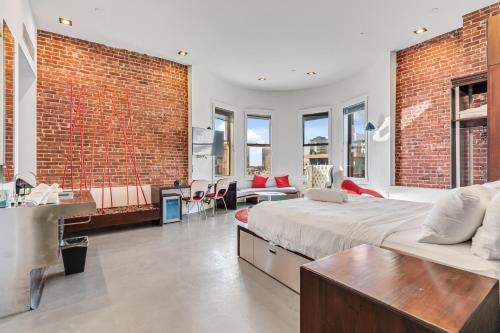 keating hotel