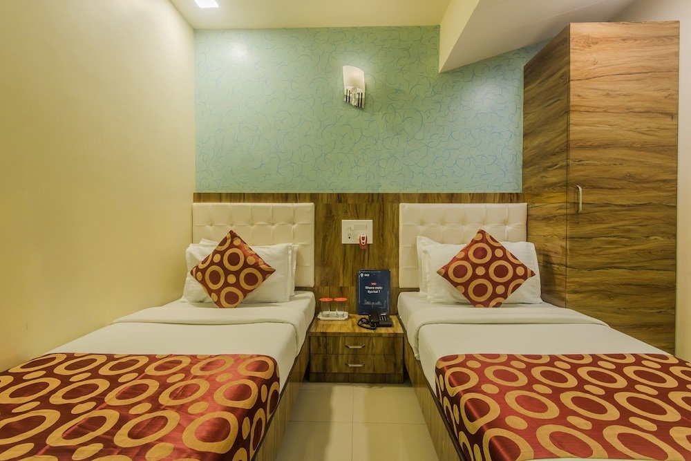 Hotel Golden Park,Kalyan West,3 star