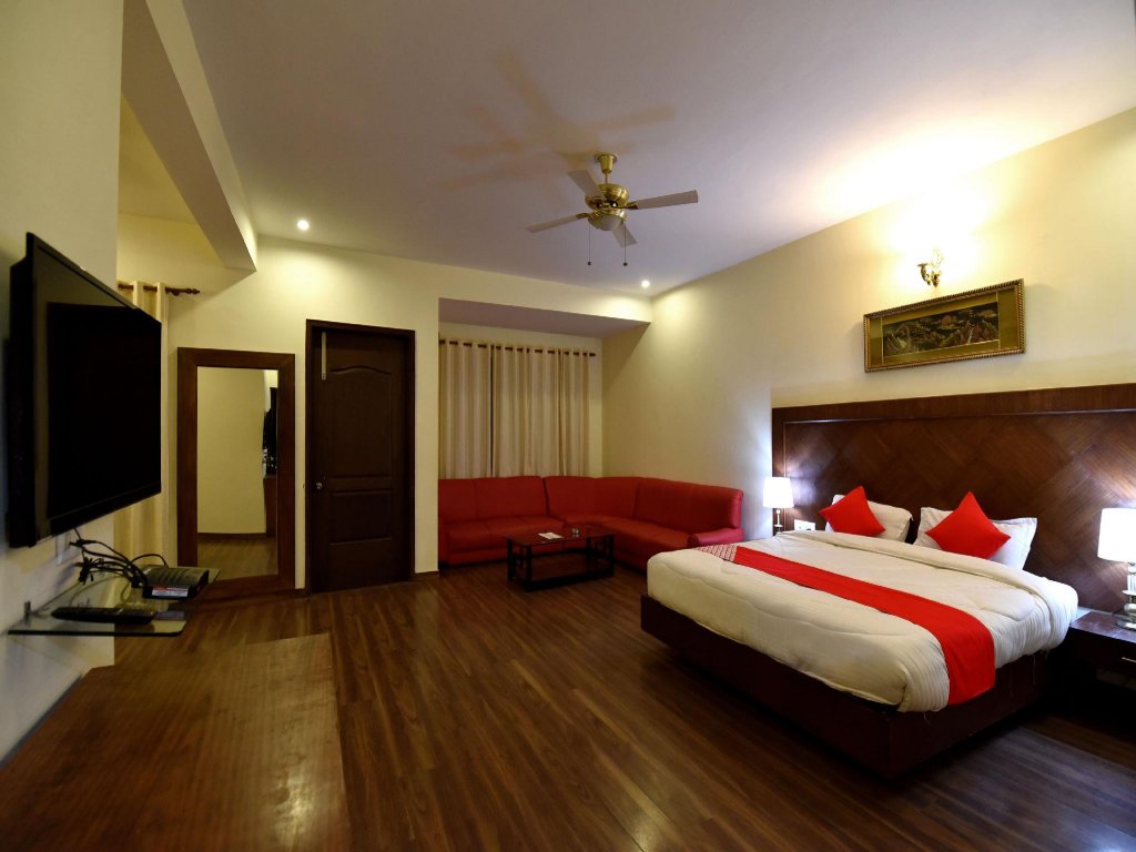Kapalin Resort,Shuru Road,4 star