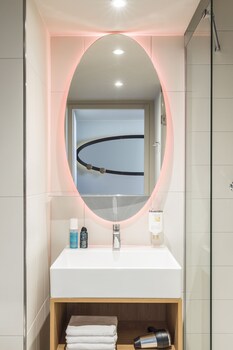 aparthotel adagio access palaiseau saclay