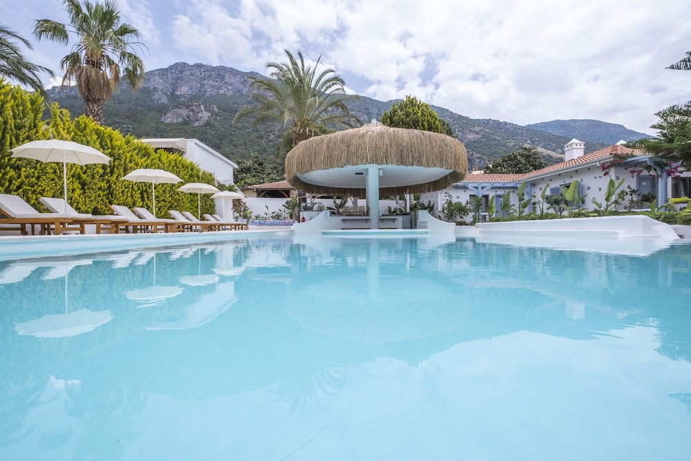 kassandra boutique hotel