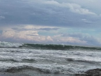 pondok oma surf simeulue