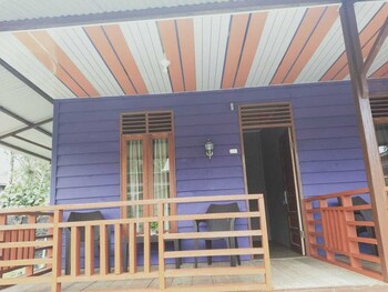 pondok oma surf simeulue