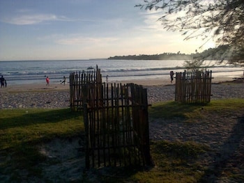 pondok oma surf simeulue