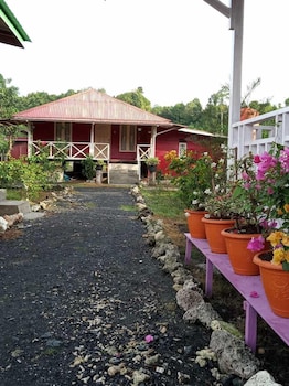 pondok oma surf simeulue
