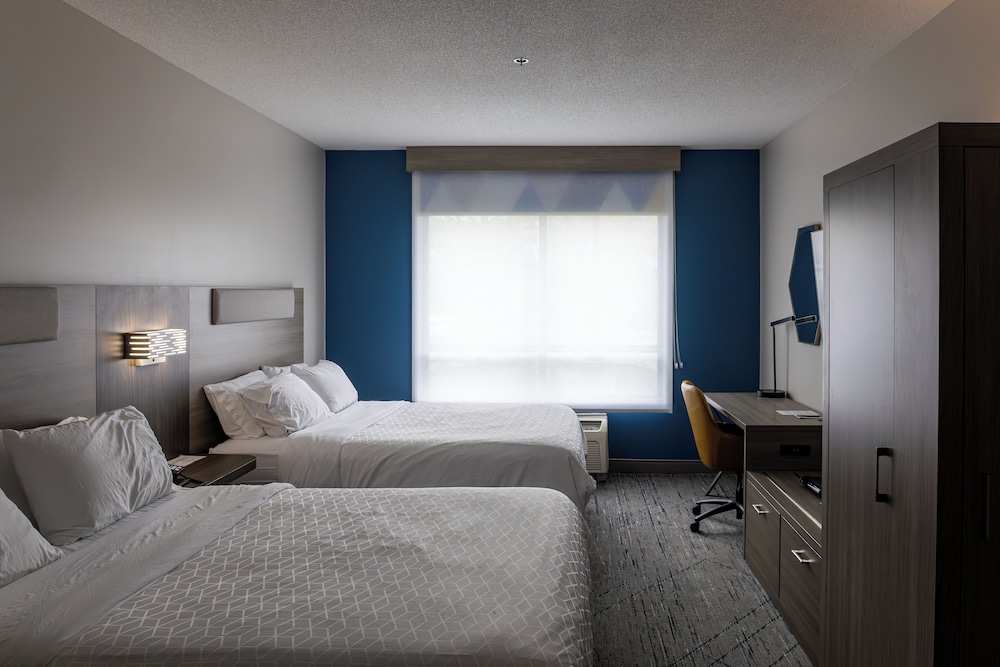 holiday inn express hotel and suites brockville by ihg