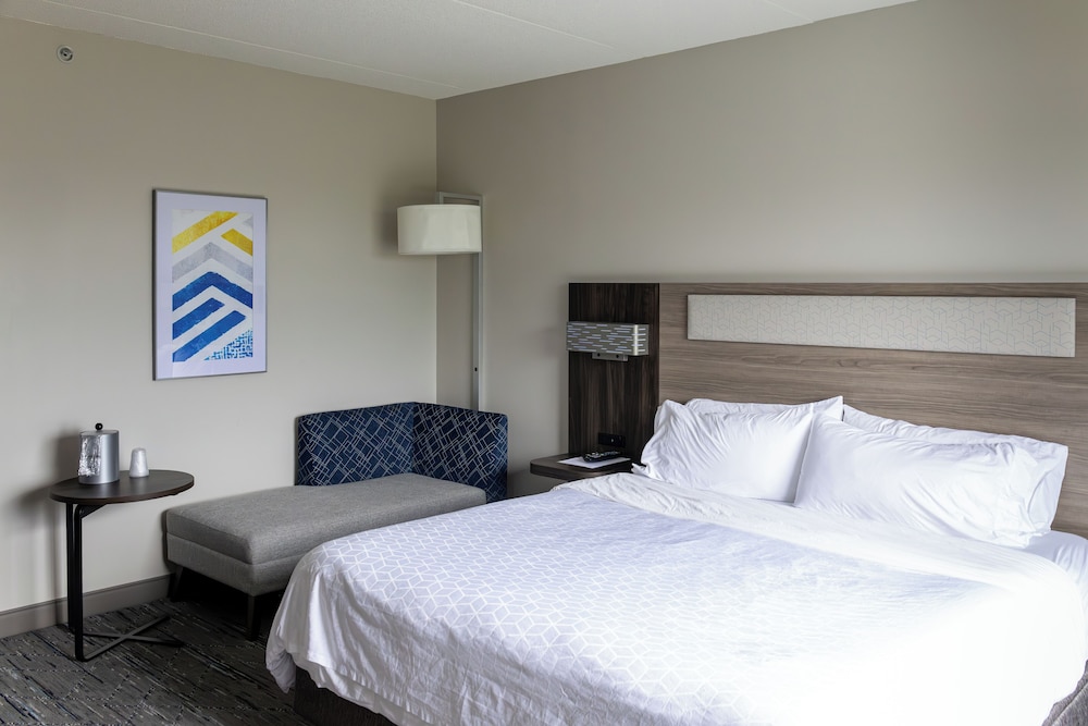 holiday inn express hotel and suites brockville by ihg