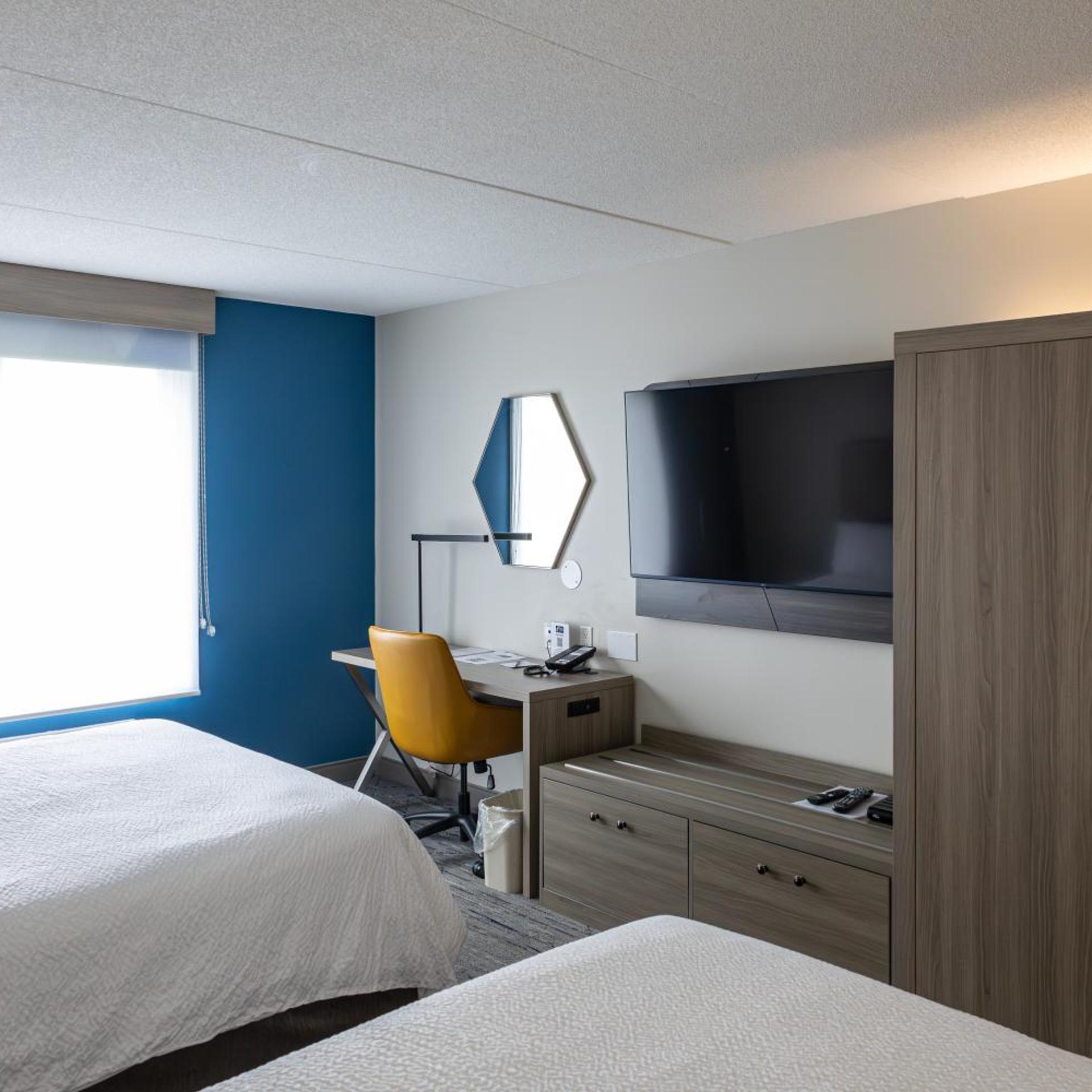 holiday inn express hotel and suites brockville by ihg