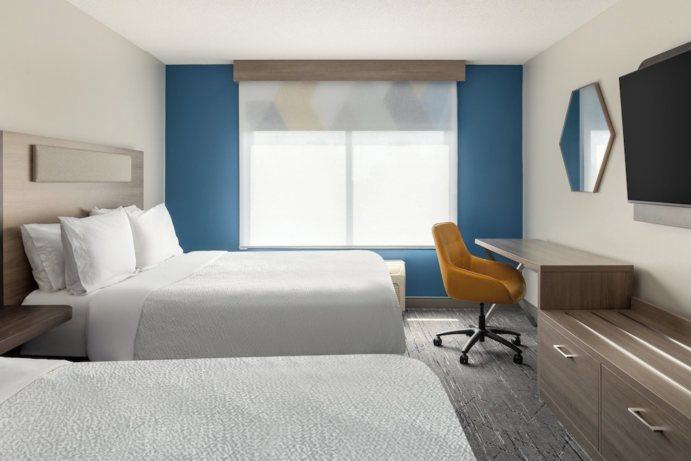 holiday inn express hotel and suites brockville by ihg