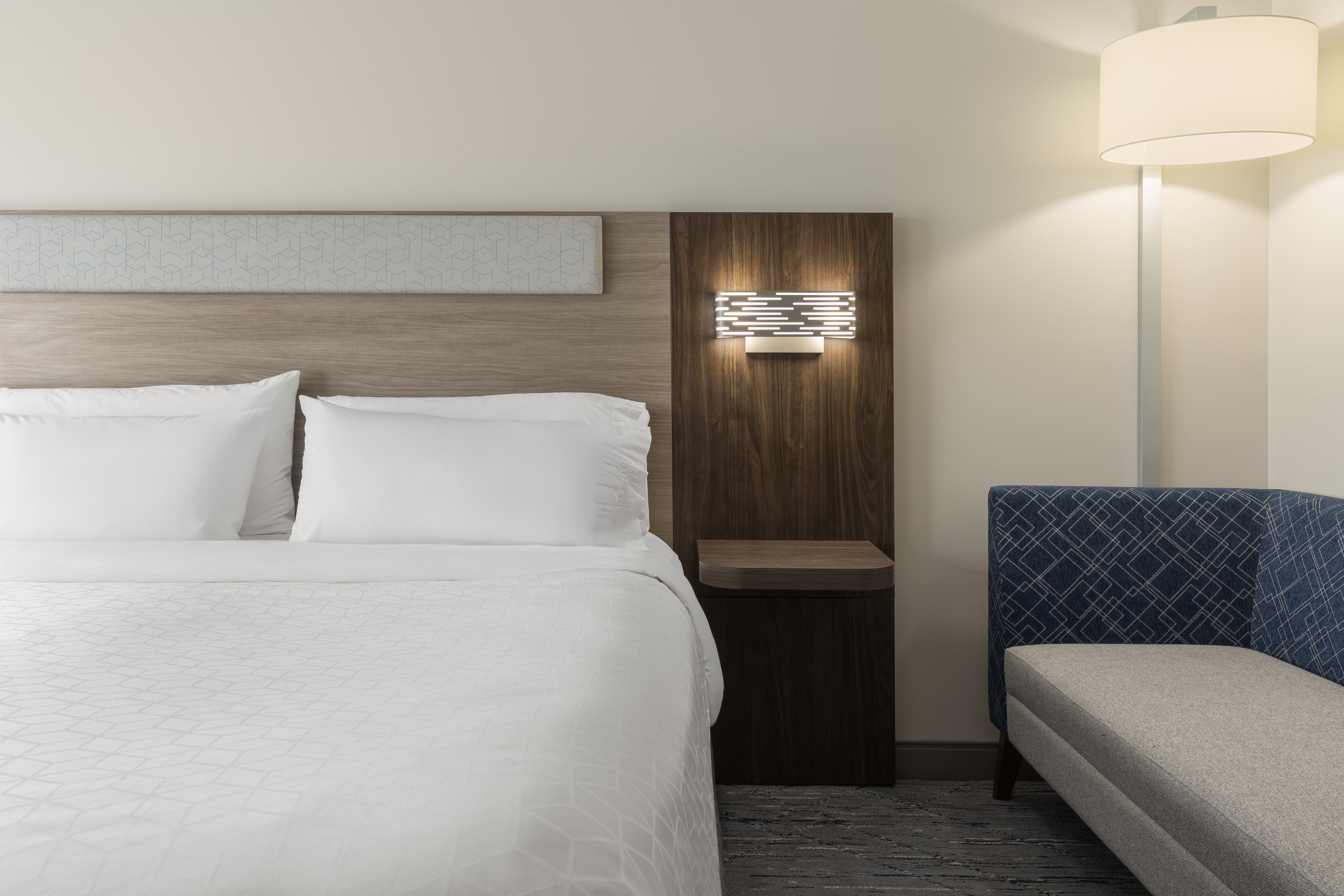 holiday inn express hotel and suites brockville by ihg