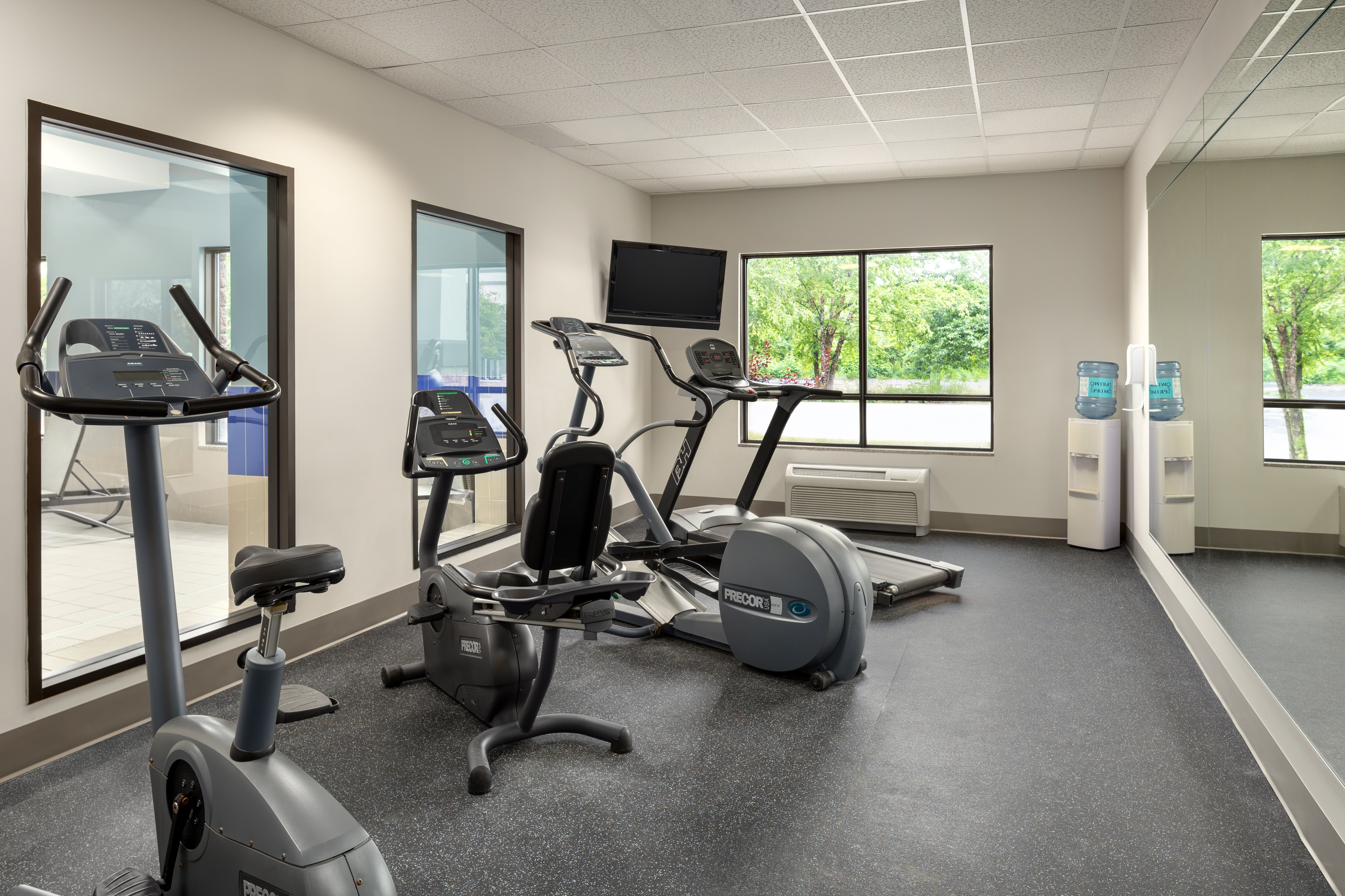 holiday inn express hotel and suites brockville by ihg