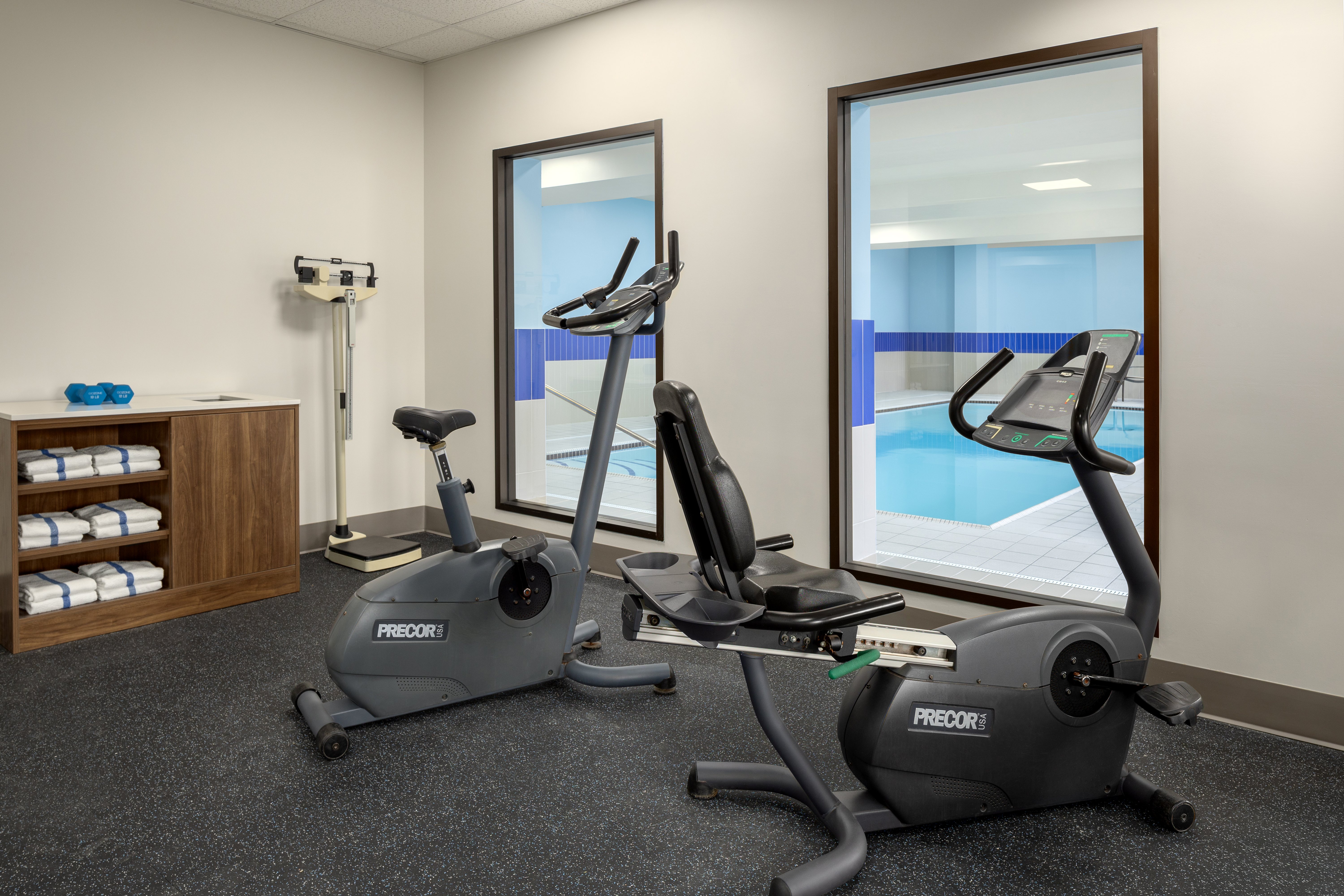 holiday inn express hotel and suites brockville by ihg