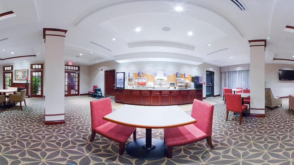 holiday inn express hotel and suites brockville by ihg