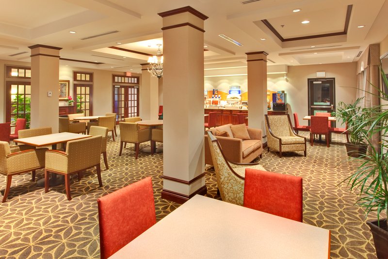 holiday inn express hotel and suites brockville by ihg