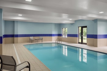 Holiday Inn Express Hotel & Suites Brockville By Ihg,Ontario>>Brockville,3 star