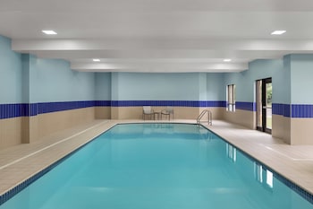 Holiday Inn Express Hotel & Suites Brockville By Ihg,Ontario>>Brockville,3 star