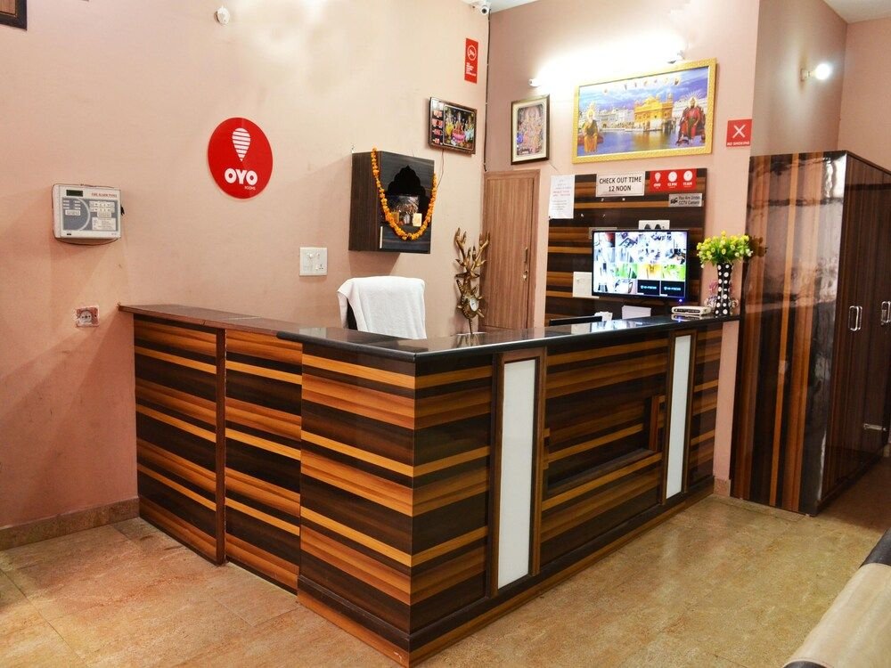 empire inn by oyo rooms
