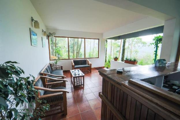 the breeze resort munnar