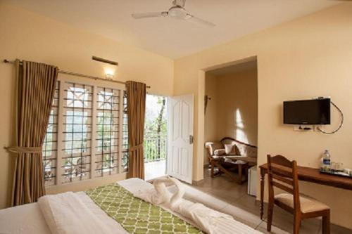 the breeze resort munnar