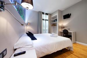 hostal bcn ramblas