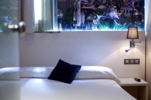 hostal bcn ramblas