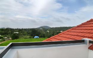 gb castle guesthouse yelagiri