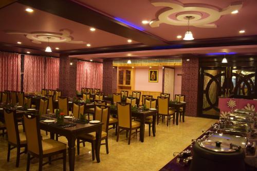 hotel new majestic